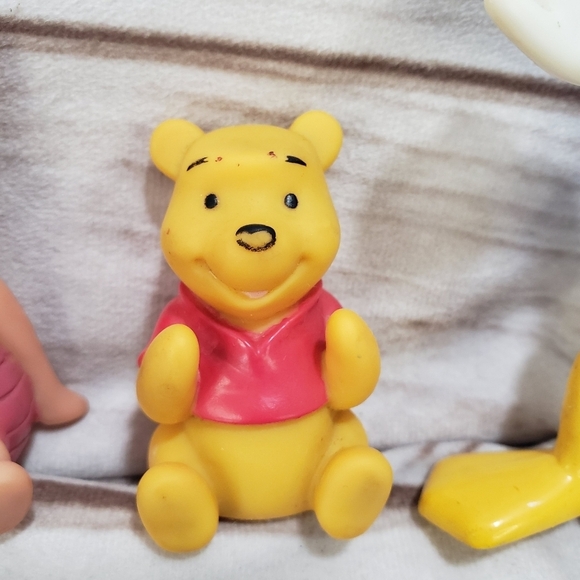 Disney Figures Vintage Winnie The Pooh Piglet Donald Duck Play Figures - Picture 3 of 9